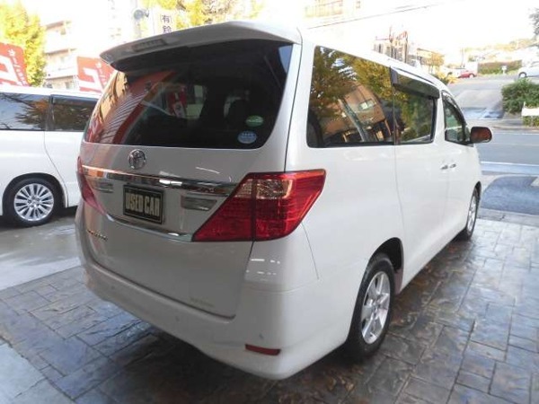 2013 Toyota Alphard 2.4 240X 